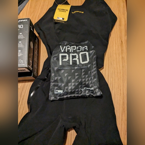 FINIS TECH RACE SWIM SUIT VAPOR PRO KNEESKIN - NEW IN BOX - Picture 4 of 10
